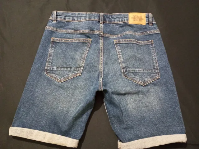 Baqeros cortos Pull and Bear Talla 42