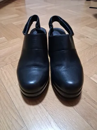 Zapatos Tacón Negro de Camper