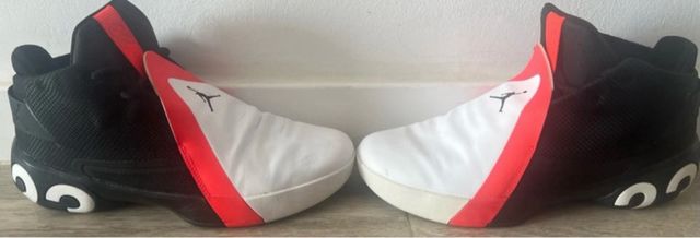 Botas Jordan Talla 44 Negras Rojas Blancas