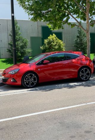 Opel Astra GTC