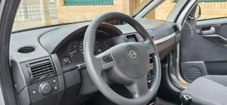 Opel Meriva 2004
