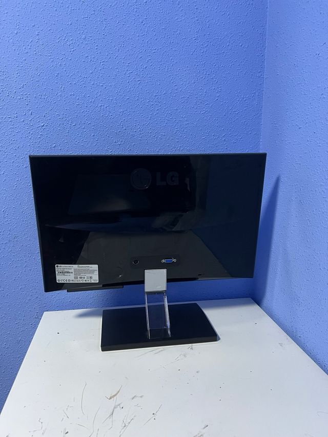 Monitor LG LED 18.5 nero