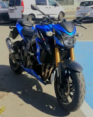 Suzuki GSX-S 750 Azul  114cv 2017. 34.000kl