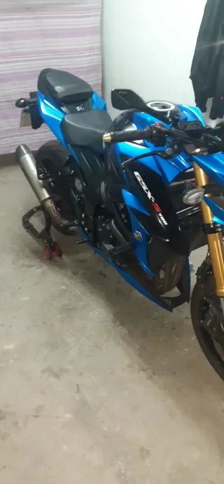 Suzuki GSX-S 750 Azul  114cv 2017. 34.000kl