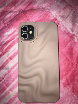 Cover per iPhone 11con design ondulato