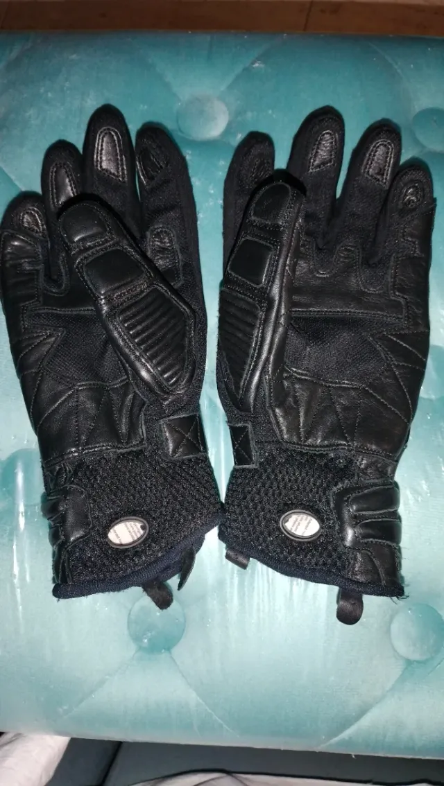 Guantes de moto negros