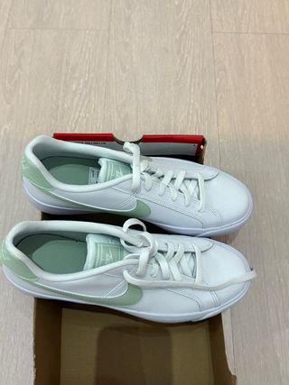 Nike Court Royale AC bianche verdi