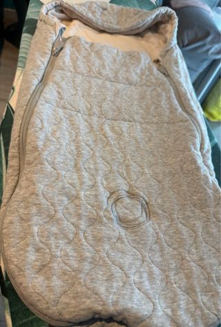 Saco Bugaboo para recién nacido.
