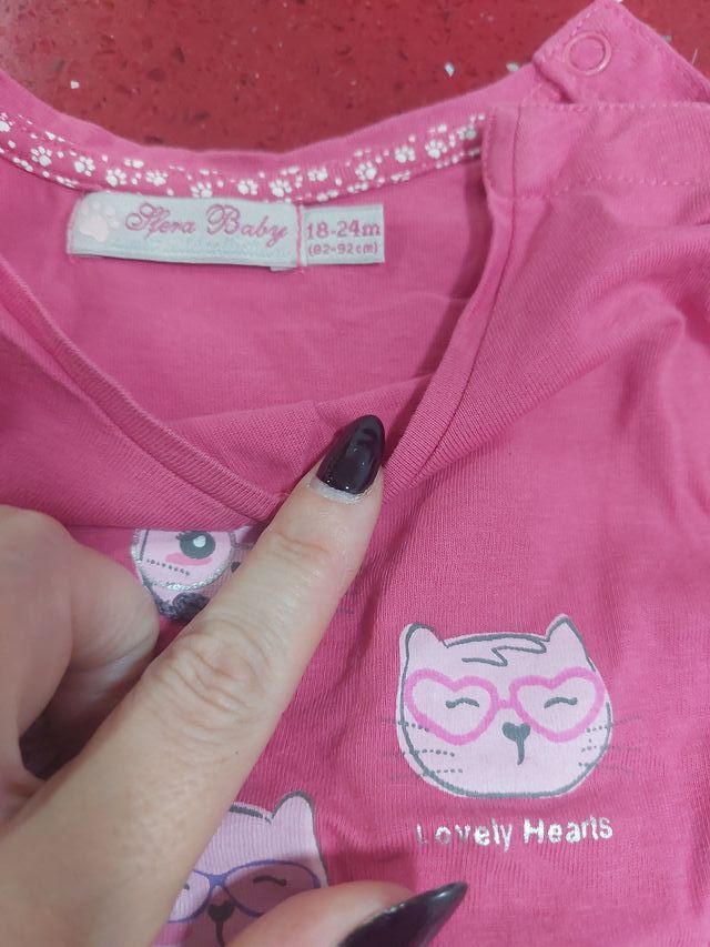 Conjunto camiseta y pantalón niña