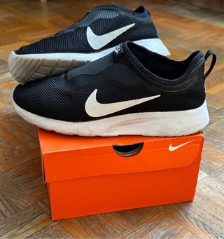 Scarpe Nike nere slip-on tg. 38.5