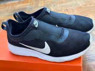 Scarpe Nike nere slip-on tg. 38.5
