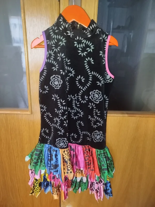 Disfraz infantil negro y multicolor