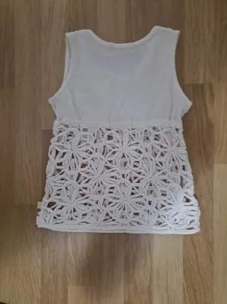 Top Escada Talla 10 color crema sin estrenar