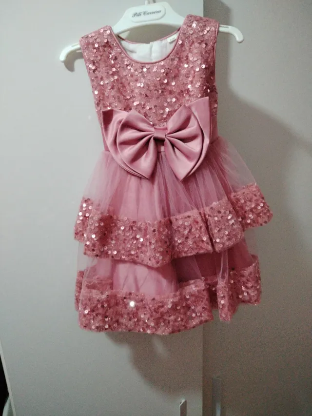 Vestido princesa lentejuelas y lazo