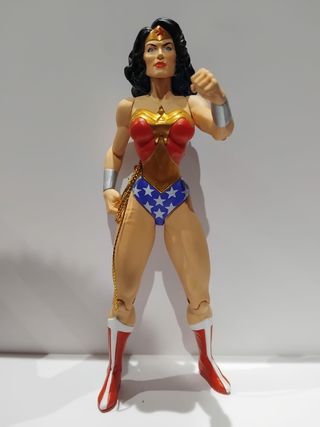 Wonder Woman Alex Ross DC Direct años 2000