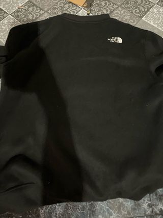 Jersey The North Face Negro Nuevo con etiqueta