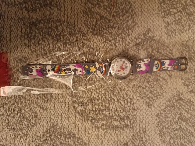 Reloj infantil unicornios y arcoíris