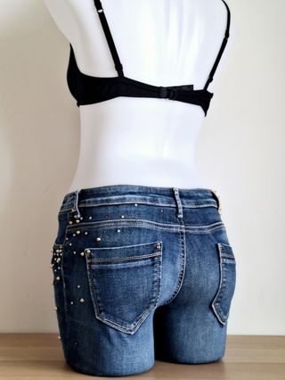 Jeans KOCCA Super Slim con Tachas y Swarovskis