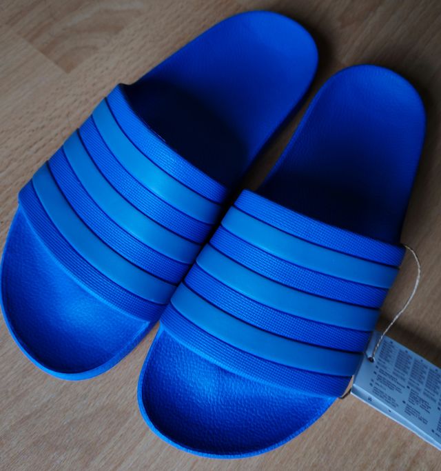Chanclas Adidas Nuevas con Etiquetas