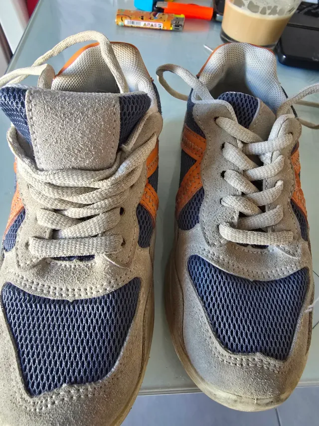 Deportivas niño usadas poco