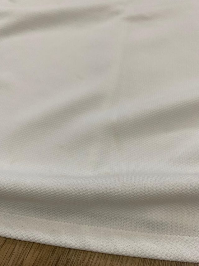 Camisa blanca Mango con volantes