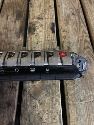 Painel Rádio Peugeot 3008 98249153DX