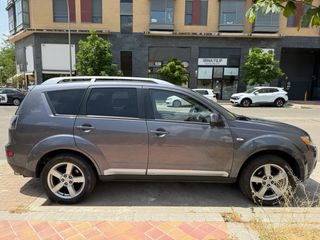 Mitsubishi Outlander 2009