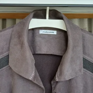 Casaco Christine Laure Castanho Tamanho XL