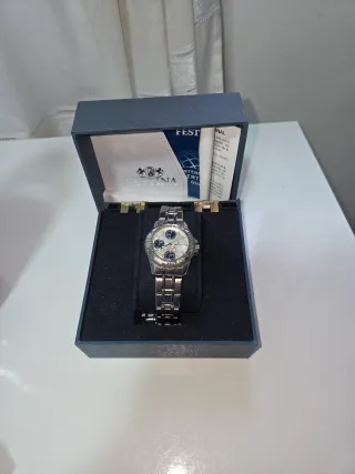 Reloj Festina plateado y azul
