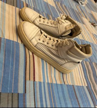 Scarpe alte bianche stile street