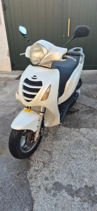 Honda PS 125i EN ALMUÑECAR