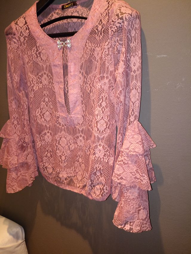 - Blusa de Encaje VINTAGE .!!! OFERTA .!!!