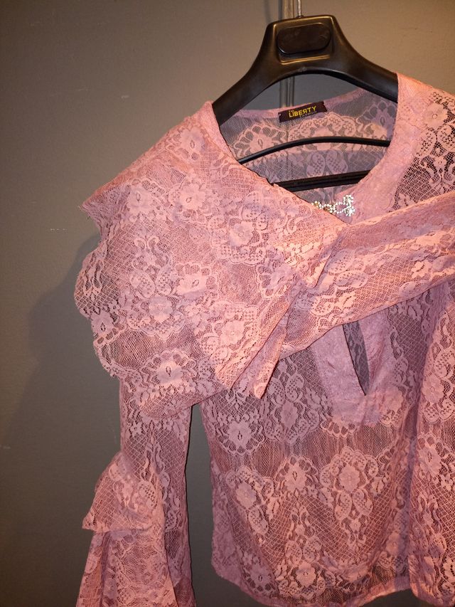 - Blusa de Encaje VINTAGE .!!! OFERTA .!!!