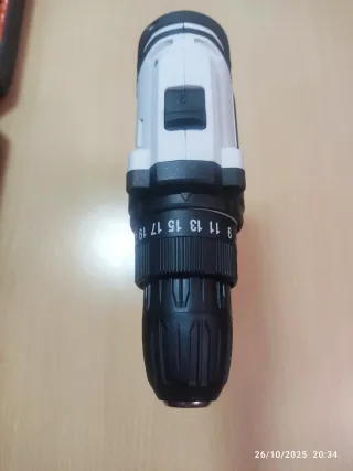 Taladro Batería Nuevo con Accesorios