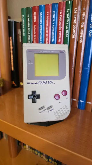 Soporte Expositor Game Boy Clásica