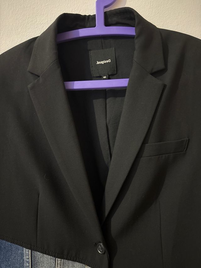 Blazer Desigual Preto e Azul Tamanho M