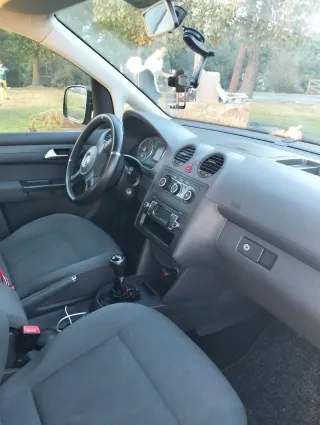 Volkswagen Caddy 2012