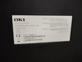 Televisor OKI Negro con TDT. Integrado