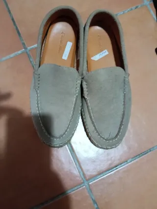 Mocasines de ante hombre beige