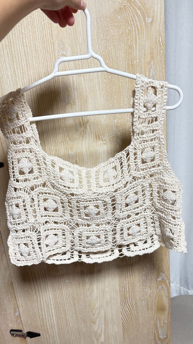 Top crochet beige talla única
