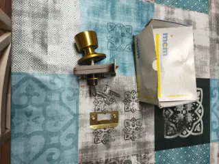 Cerradura de puerta con 3 llaves