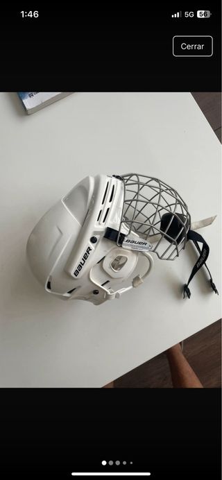 Casco de Hockey Bauer con Rejilla
