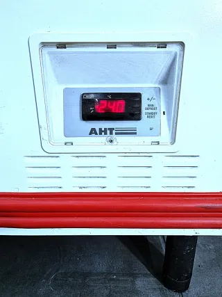 Congelador isola marca AHT 2 cassetti luci LED