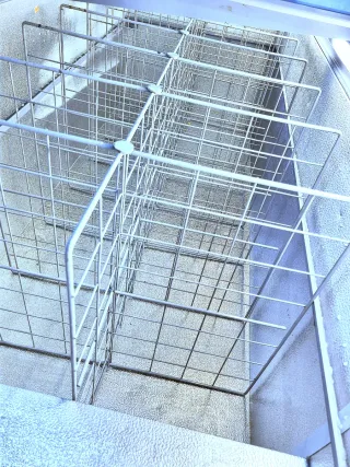 Congelador isola marca AHT 2 cassetti luci LED