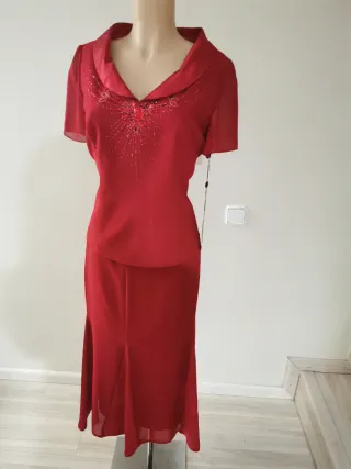 Conjunto elegante rojo talla 44 nuevo