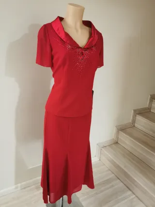 Conjunto elegante rojo talla 44 nuevo