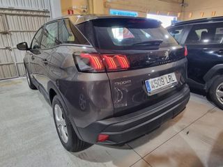 PEUGEOT 3008 Active BlueHDi 130 S&S