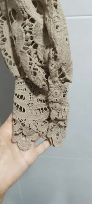 Jersey beige mangas de encaje talla única