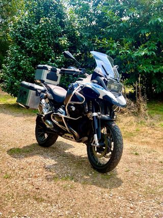 BMW R1200GS LC Adventure IMPECABLE-Acepto Cambios