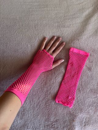 Guantes de rejilla rosa fucsia